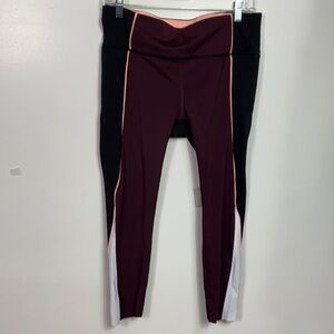 𝅺ATHLETA Velocity colorblock capris